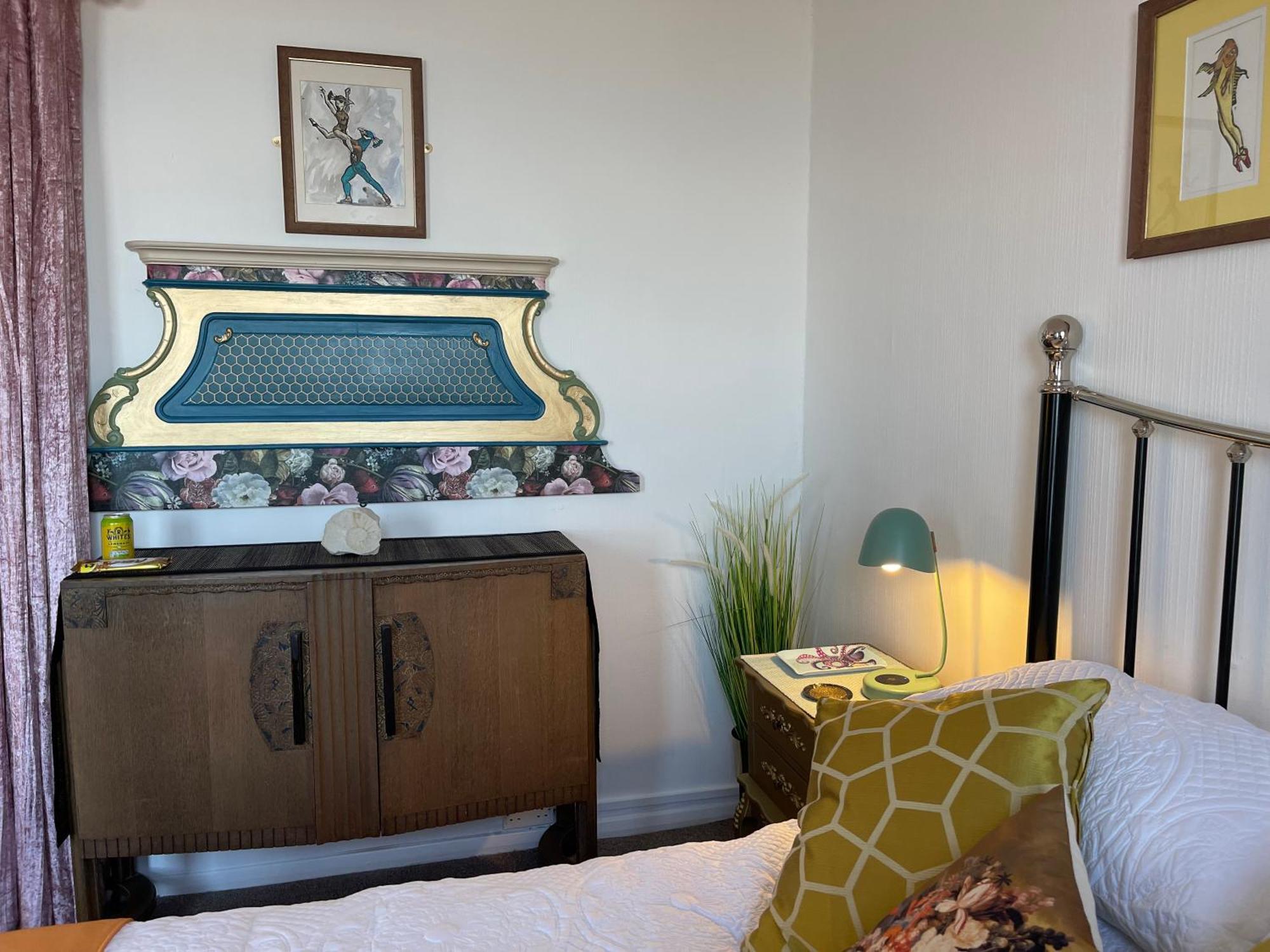 "The Quirky" Seafront Apartment Eastbourne Eksteriør billede